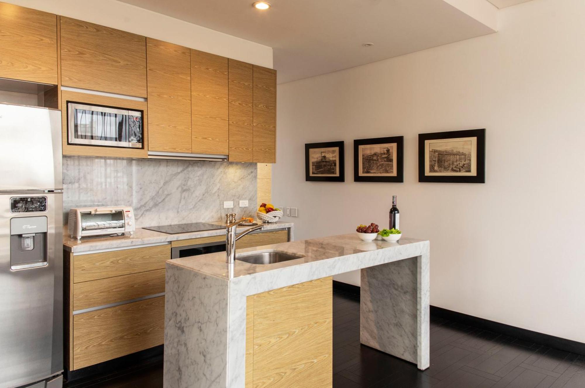 8010 Urban Living- Luxury Home Experience Bogota Exterior photo