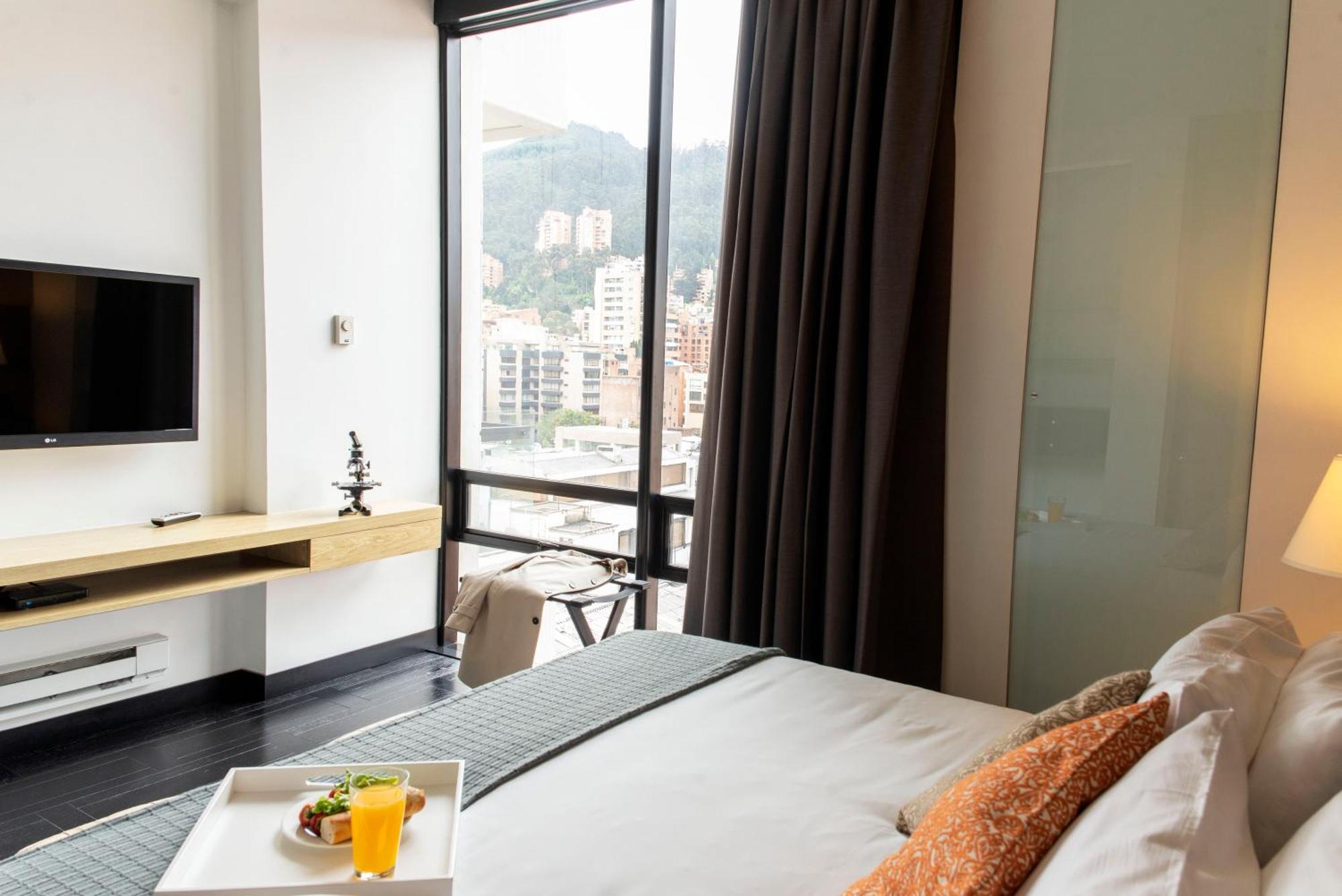 8010 Urban Living- Luxury Home Experience Bogota Exterior photo