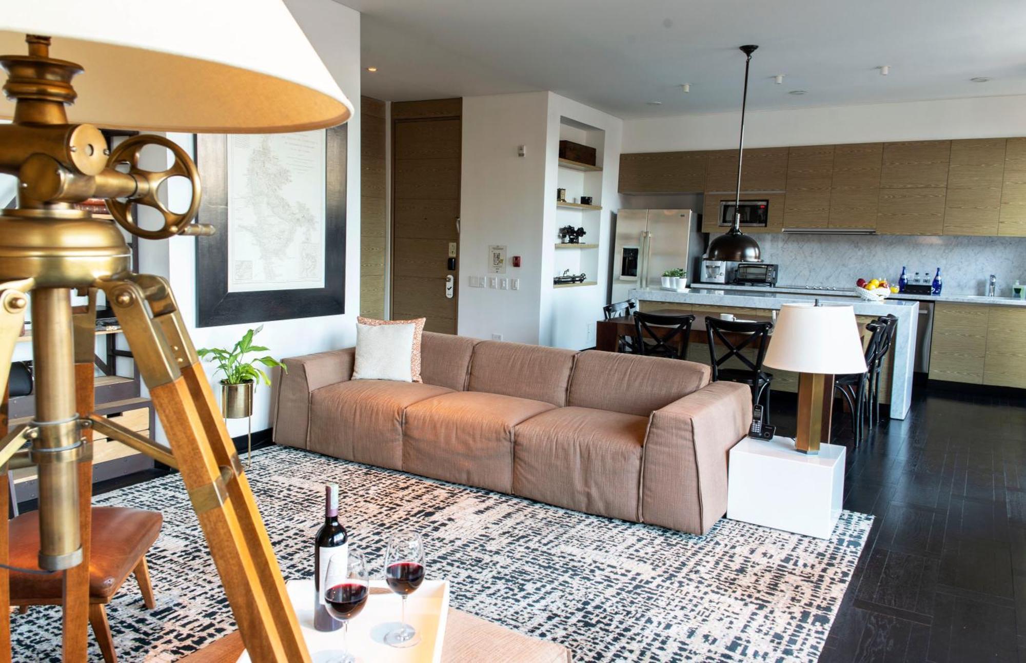 8010 Urban Living- Luxury Home Experience Bogota Exterior photo