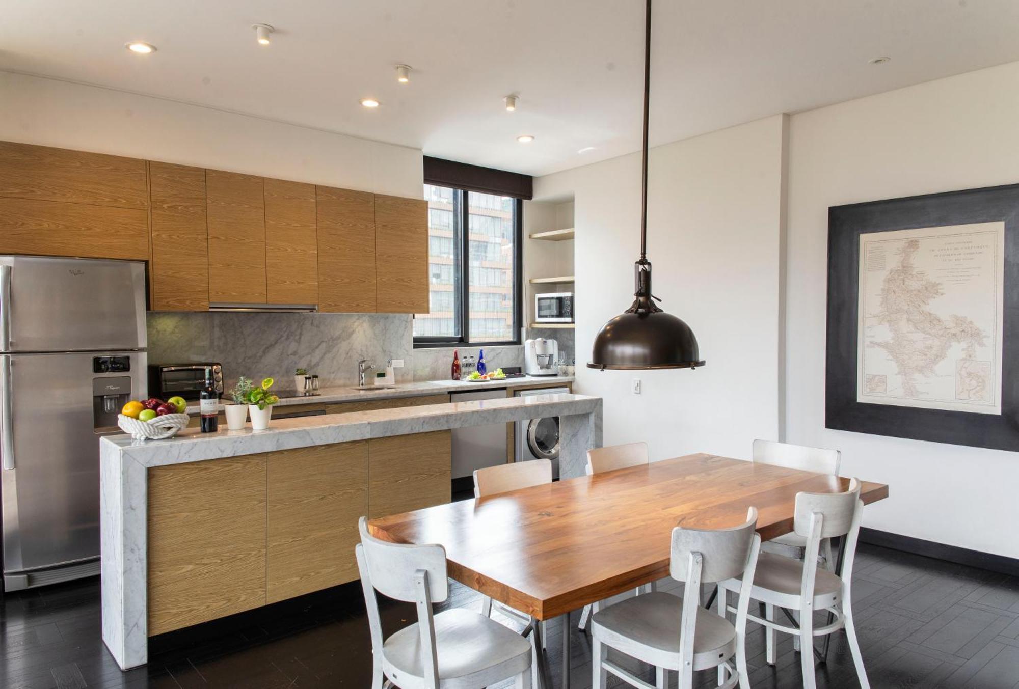 8010 Urban Living- Luxury Home Experience Bogota Exterior photo