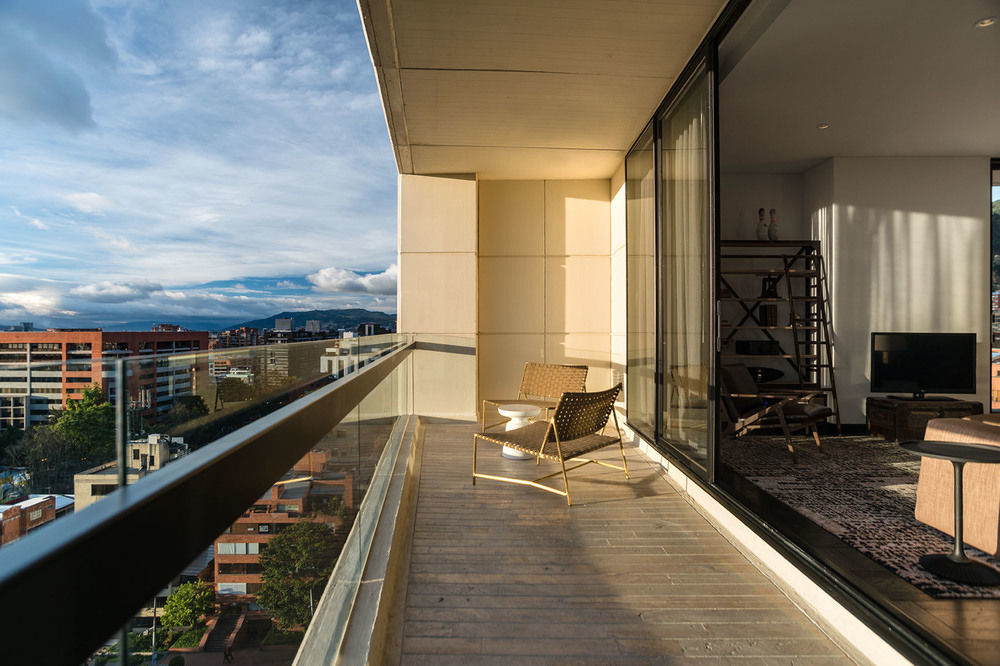 8010 Urban Living- Luxury Home Experience Bogota Exterior photo
