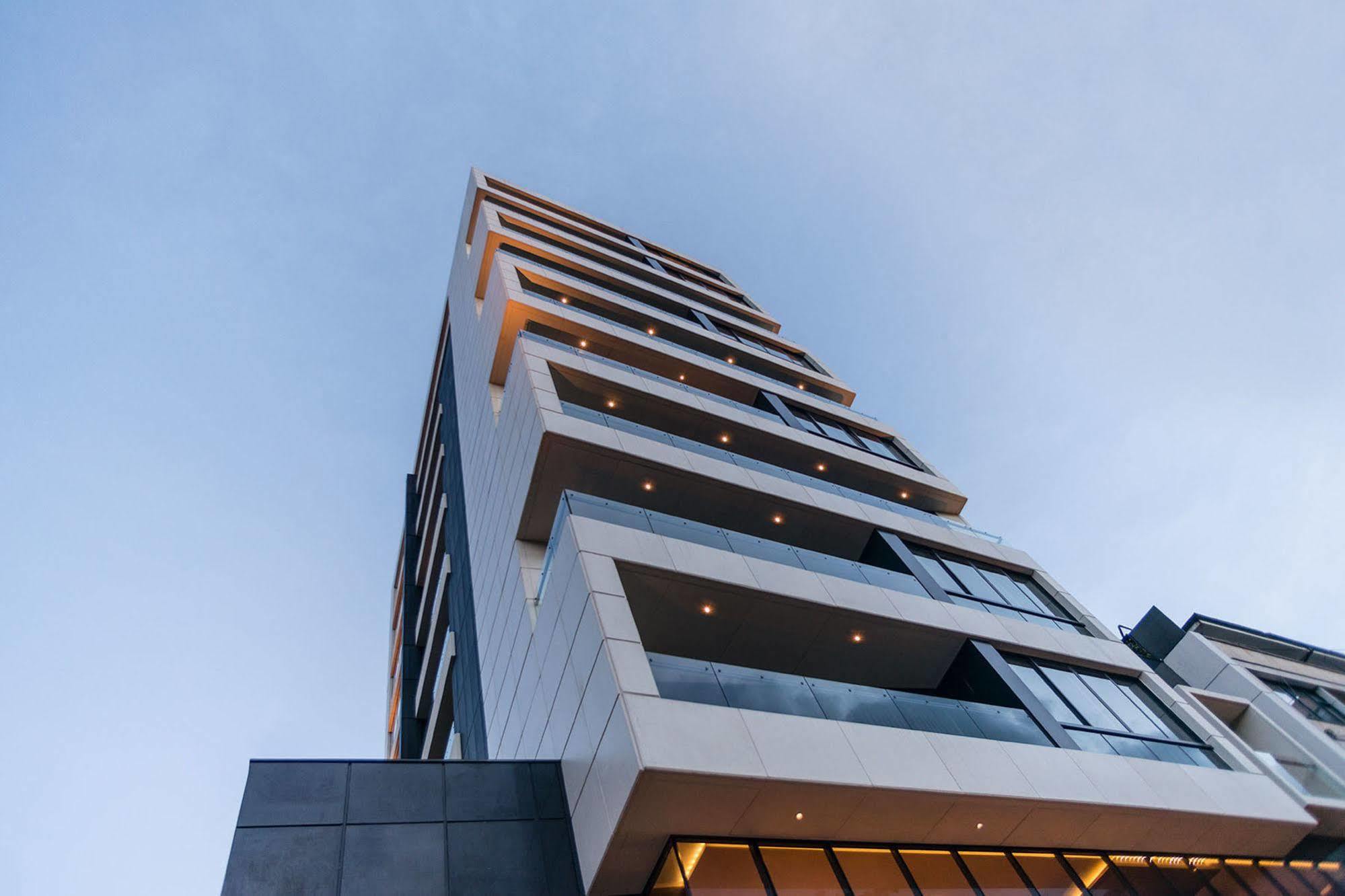 8010 Urban Living- Luxury Home Experience Bogota Exterior photo